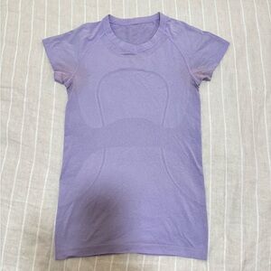 Lululemon swiftly tech short sleeve